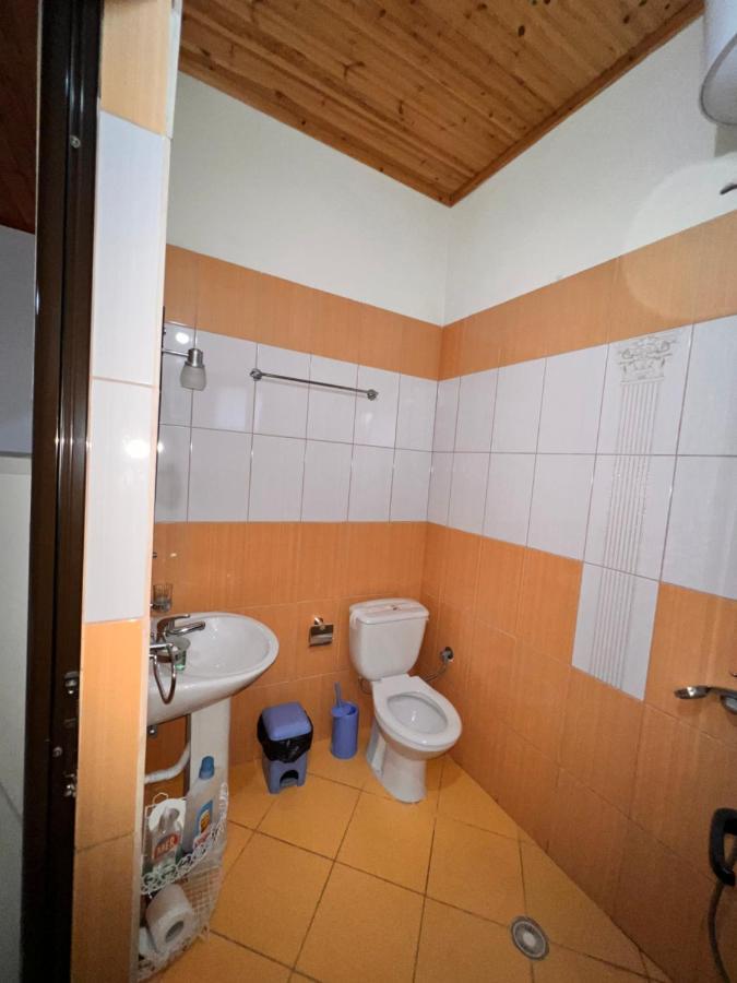 Hotel Moscopole Ksamil Eksteriør billede
