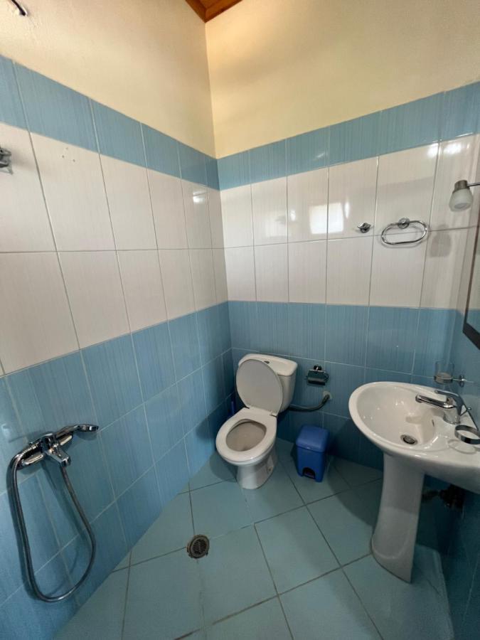 Hotel Moscopole Ksamil Eksteriør billede