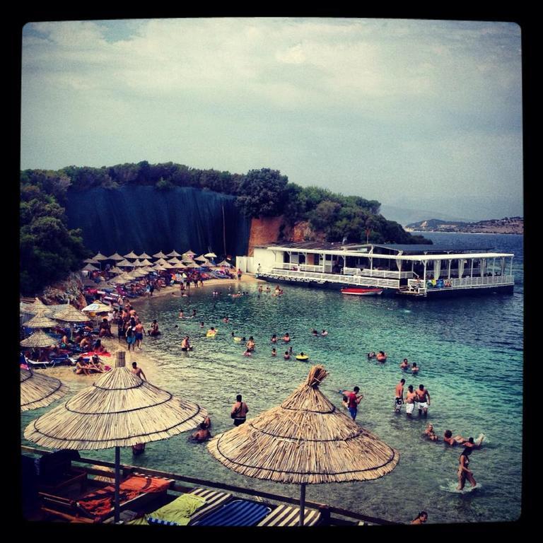 Hotel Moscopole Ksamil Eksteriør billede